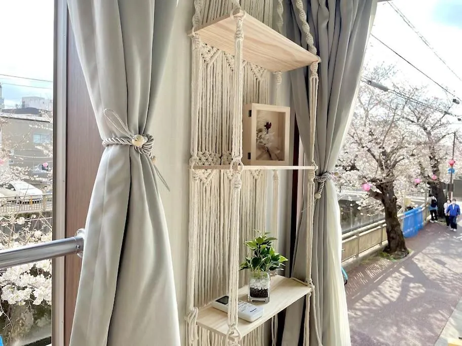 都内桜名所寝室から桜観賞リノベーリョン一軒家池袋エリア中板橋駅 Tokyo Apartment